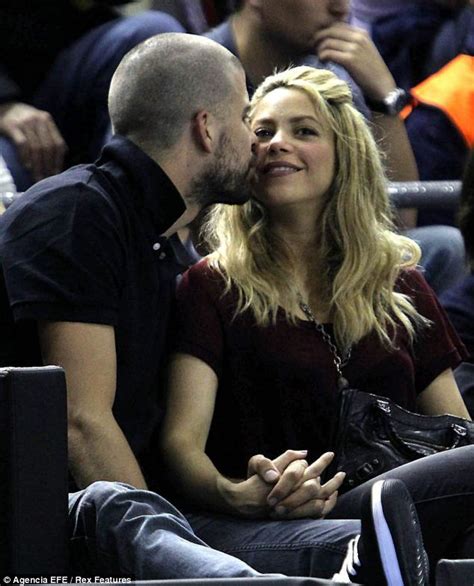 those kisses don t lie shakira and gerard pique aren t interested in