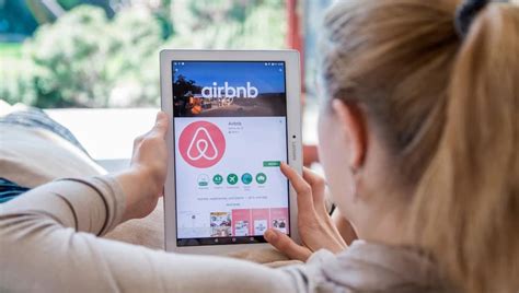 booking   airbnb  discoverer