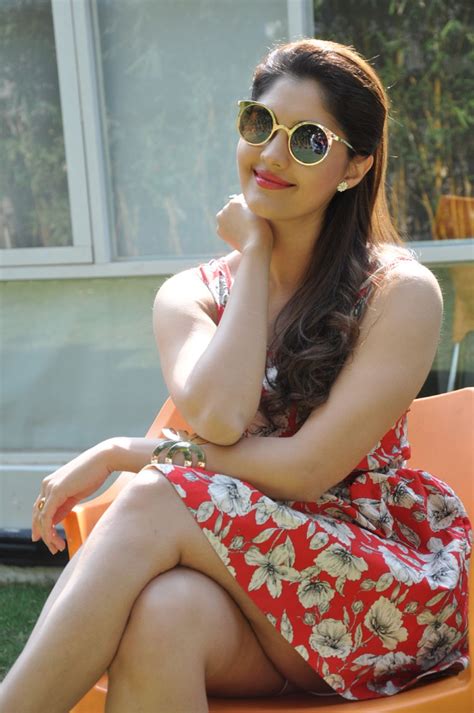 surabhi new hot photos gallery latest tamil actress