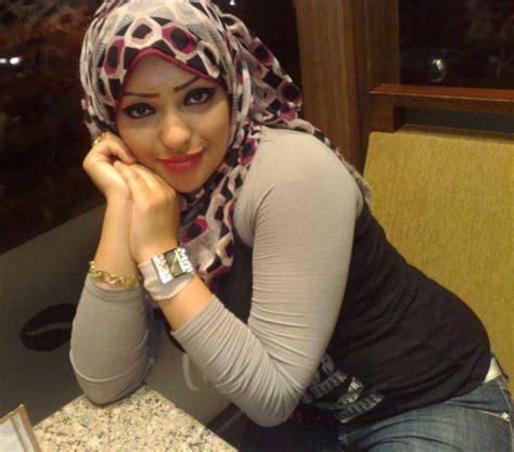 Most Beutiful Pakistani Hijab Girls Hotoimage