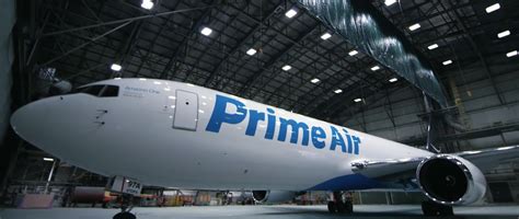 amazon unveils     fleet  prime air planes neowin
