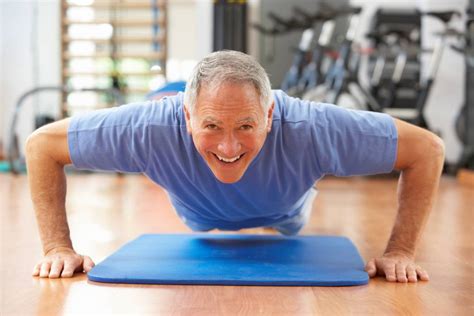 vijftigplussers sporten massaal met korting door seniorenvoordeelpas gezondheid