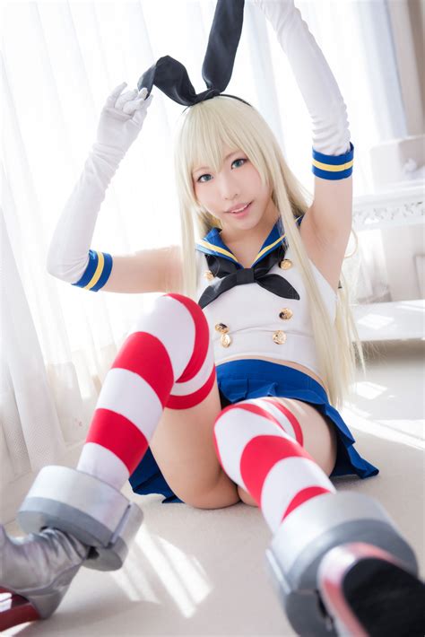 Kantai Collection Shimakaze Cosplay Really Gets Into It