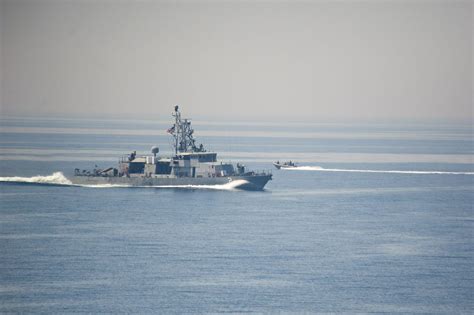 denies iran report  confrontation   navy ship