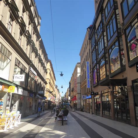 drottninggatan stockholm  lohnt es sich mit fotos