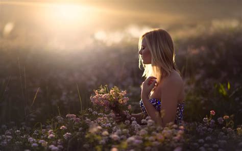 Download Wallpaper For 240x320 Resolution Girl In Dreams Flowers