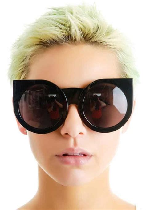 sunglasses to flatter your face shape curvyplus
