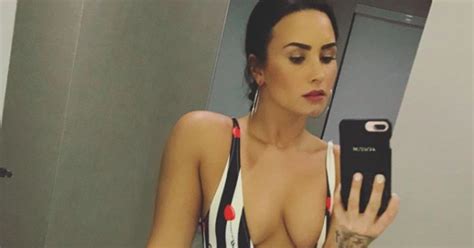 Demi Lovato Dropped Tons Of Smoldering Swimsuit Pics From Her Tropical