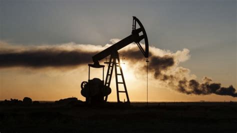 harga minyak dunia naik akibat geopolitik dunia tak stabil fakta news