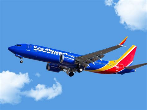southwest airlines  start filling planes  capacity