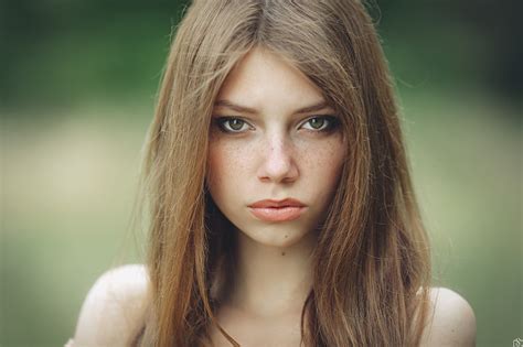 wallpaper model face green eyes  pictures  fonwall