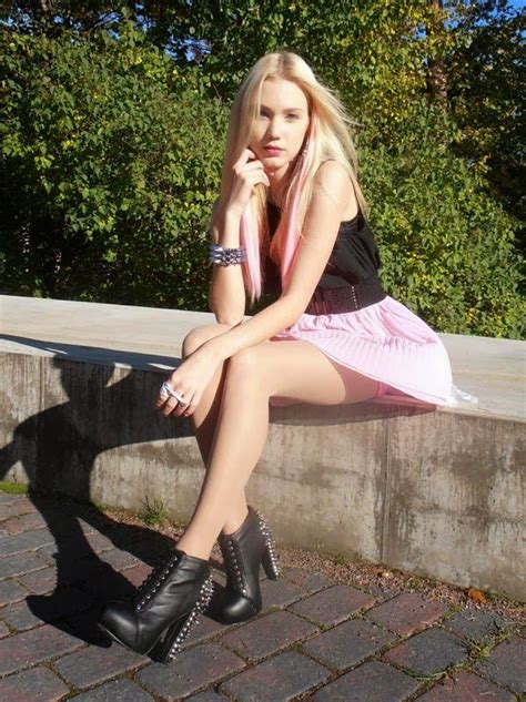 hot teen in pantyhose pantyhose tights nylon and stockings pinterest blog fashion and