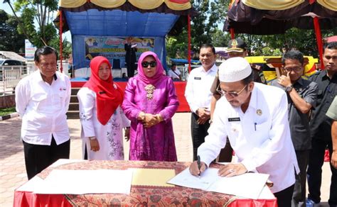 tingkatkan pelayanan bupati pasbar resmikan  kantor