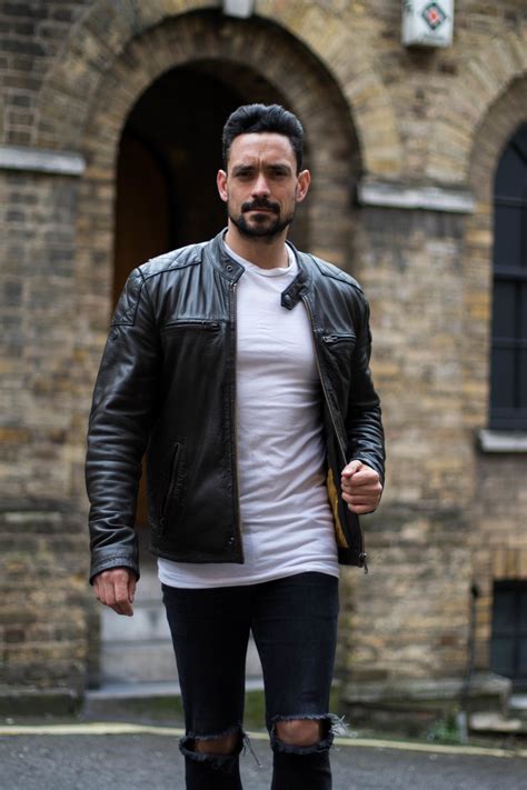 wear  leather jacket  ways mens style blog