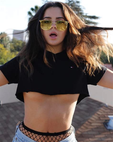 Tessa Brooks Sexy Pictures 22 Pics Sexy Youtubers