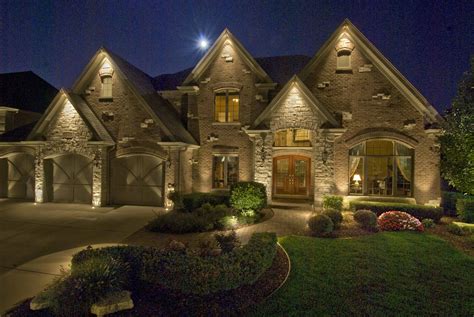 residential homes outdoor lighting  chicago il outdoor accents