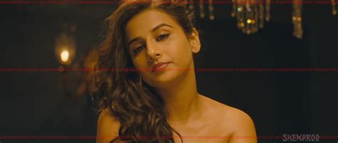 Teasing Bollywood Pics Vidya Balan Steamy Bed Scene With Naseeruddin