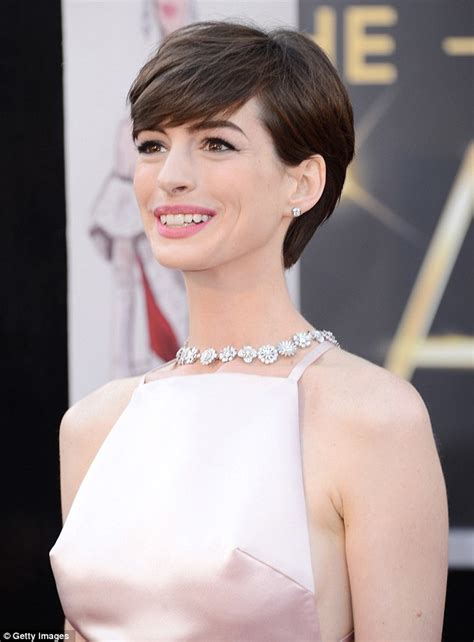 Yimiton S Blog Much Ado About Anne Hathaway S Perky