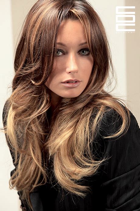 Visualizza altre idee su capelli castani, bellezza dei . Sfumatura capelli donna