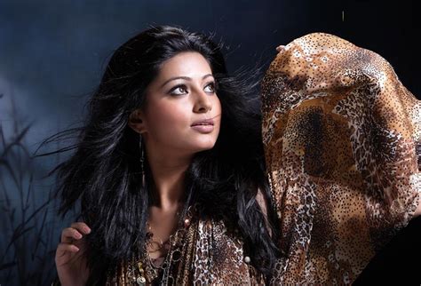 sneha hd wallpapers hd wallpapers download free high definition