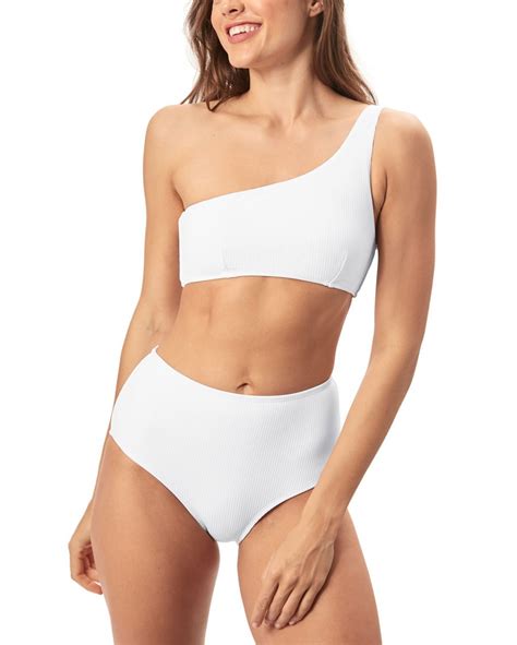 shopping tips from swimsuit models how to buy a bathing suit glamour