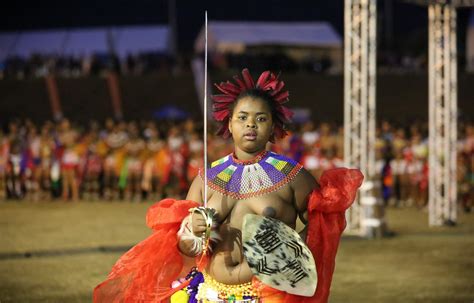 Pics Thousands Attend Zulu Reed Dance Iol