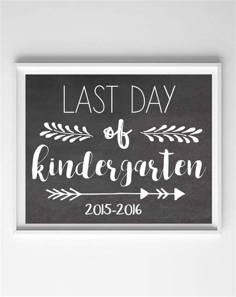 printable  day  school signs