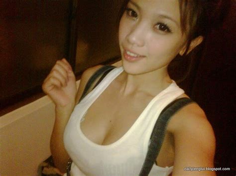 lillian chen li leng 陳立冷 from taipei taiwan lenglui 125 pretty sexy cute hot