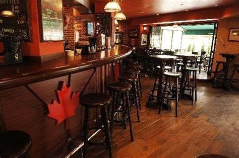 canadian bars    visit overseas canadian bar