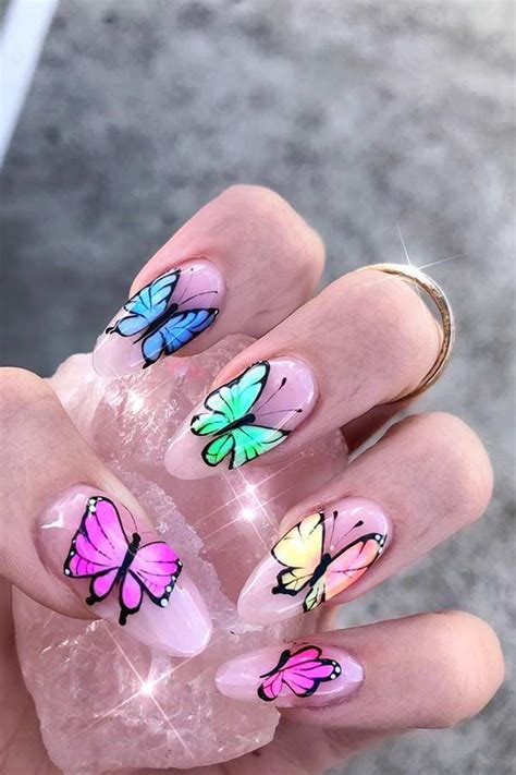 ways  wear trendy butterfly nails  spring stayglam