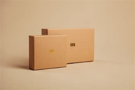 cardboard product packaging    plastic