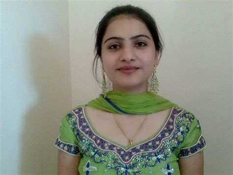 Saudi Arabia Alone Housewife Aunty Dammam Indian Unsatiesfied Aunty