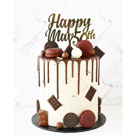 chocolate candy bar cake delicious birthday cake pandoracakeae dubai