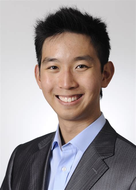 gambar manusia    pria asia potret muda cina profesional bisnis