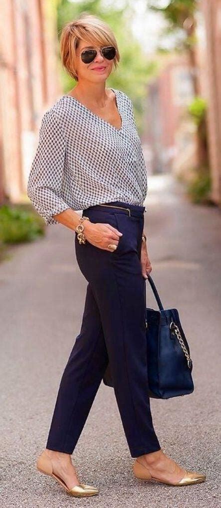 9 stylish business casual outfits with flats to wear this