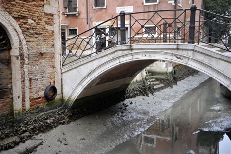 Venice S Canals Have Run Dry Following Weeks Without Rain