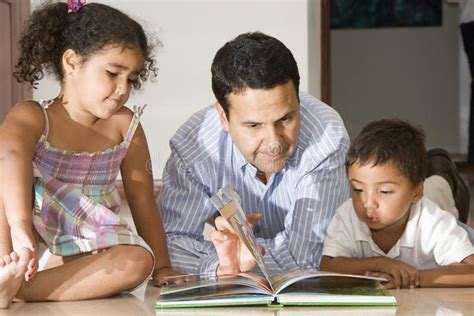 dad teaching children portrait  family dad teaching  children  home ad children