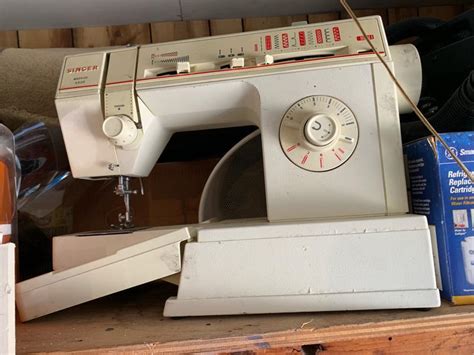 Vintage Singer Merritt 4530 Sewing Machine For Sale In