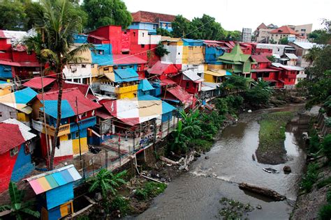 kampung pelangi  rainbow colored town  indonesia
