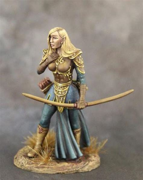 Dsm1196 Female Elven Archer Dark Sword Miniatures Dsm1196
