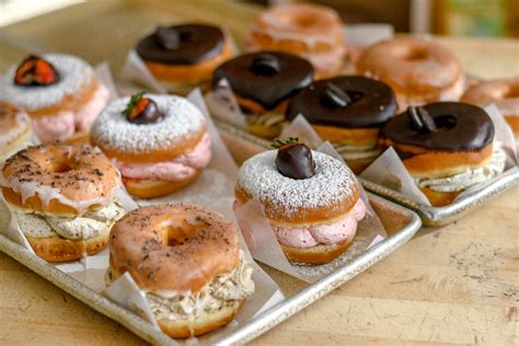 gourmet doughnuts hillcrest bakery  deli