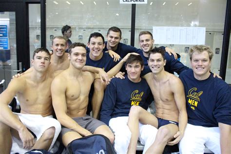 reasons  college swimming     sport