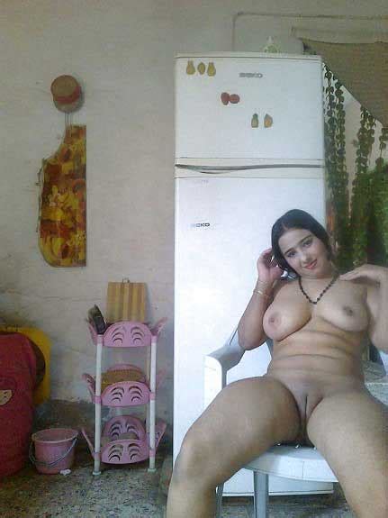 sexy arab ladies ke big boobs aur hot chut ke nude pics