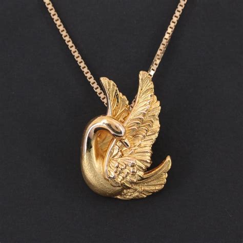 yellow gold swan pendant necklace swan jewelry bird jewelry design pendant necklace