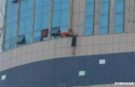 痛いニュース ﾉ∀` 中国で19歳少女が飛び降り自殺 群衆が集まり「早く飛び降りろ！」と煽り、飛び降りたら拍手と歓声 ライブドアブログ