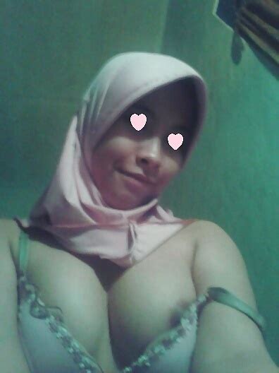 Indonesian Cewek Jilbab Pamer Susu Porn Pictures Xxx Photos Sex