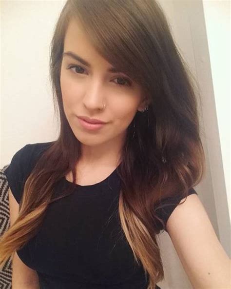 pro gamers who are actually flaming hot girls 56 pics