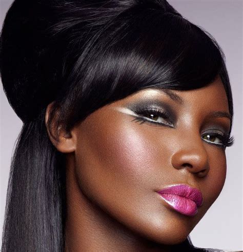 theresa francine makeup artist brown skin deep skin tones make up popular beliebt