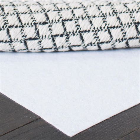safavieh carpet  carpet white  ft   ft rug pad pad