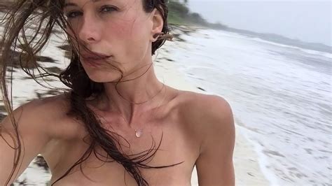 rhona mitra naked private photos from icloud scandalpost
